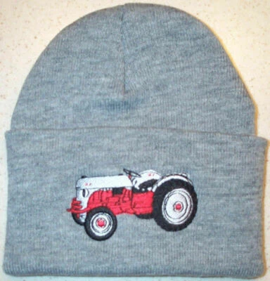 Gorro bordado tractor Ford 8N (4 colores) Foto 1 de 3