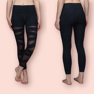 Lululemon High Rise High Times Hose Desert Snake Deep Coal Mesh schwarz Gr. 6 - Bild 1 von 6