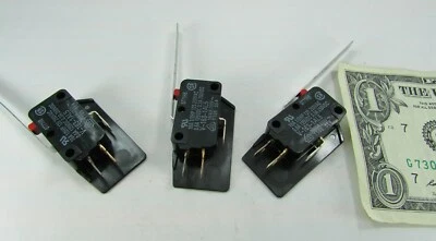 Lote 3 Microinterruptores Barrera Blindada Palanca Larga Omron 16A/250VAC V-163-1AL5 DC Foto 1 de 4