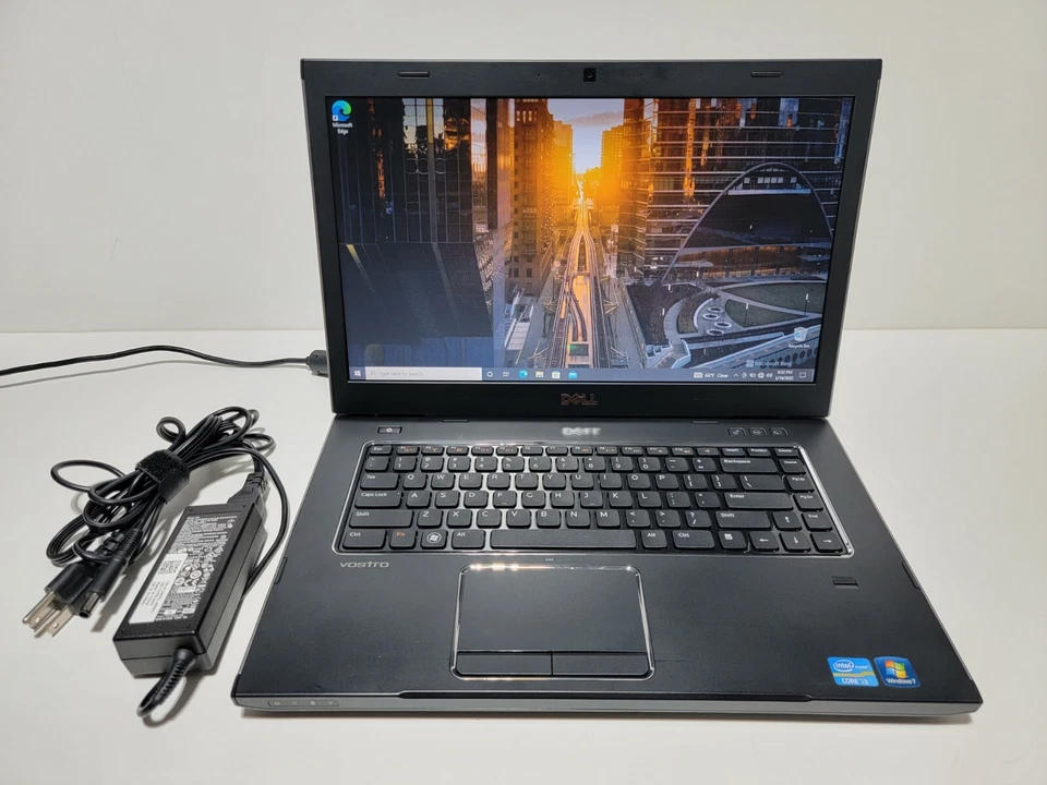 Dell Vostro 3550_Core i3-2330M @2,20 GHz_6 GB RAM_500 GB HDD_Win10 Pro. Wi-Fi... Foto 1 de 4