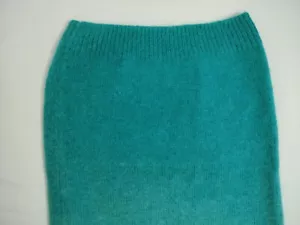 H&M Women's Angora & Wool Green Ombre Infinity Scarf. - Picture 1 of 11