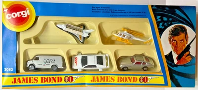 1979 CORGI JAMES BOND 007 VEHICLE SET OF 5 IN BOX ASTON MARTIN SHUTTLE LOTUS VAN - Image 1 of 4