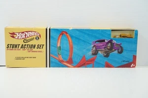 Hot Wheels Classics Stunt Action Set 2005 1957 Chevy - Picture 1 of 9
