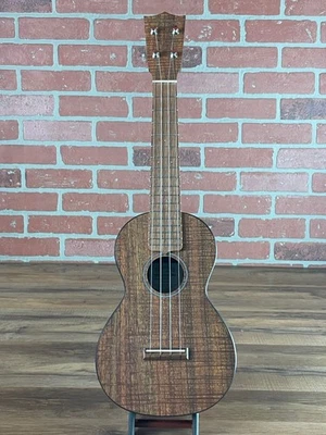 Martin 0XK Concert Ukulele - Natural (Store Demo) - Image 1 of 4
