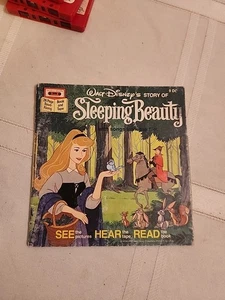 Libro y disco de Walt Disney La Bella Durmiente 301 - Imagen 1 de 2