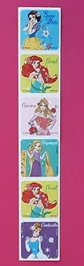 AUFKLEBER: 6 Disney Prinzessinnen Arielle Aschenputtel, 2,5" x 2,5" Schneewittchen Rapunzel - Bild 1 von 2