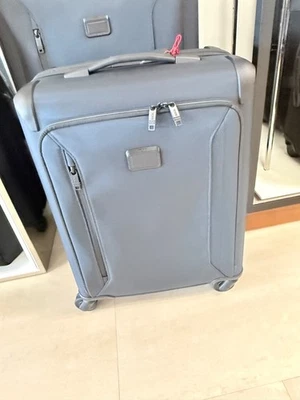 NEW Tumi AEROTOUR CONTINENTAL 21.75” Expandable 4 Wheel Packing Case - NAVY BLUE - Image 1 of 2