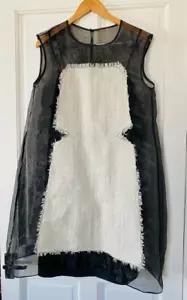 On trend Fabulous Finery Shift Dress with Recycled Applique Front with Slip - Picture 1 of 7