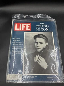 1970 November 6 Life Magazine, The Young Nixon Career (BM20) - Picture 1 of 2