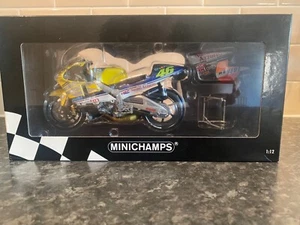 MINICHAMPS 1 12  Honda NSR 500 valentino Rossi  bike 2001  - Picture 1 of 2