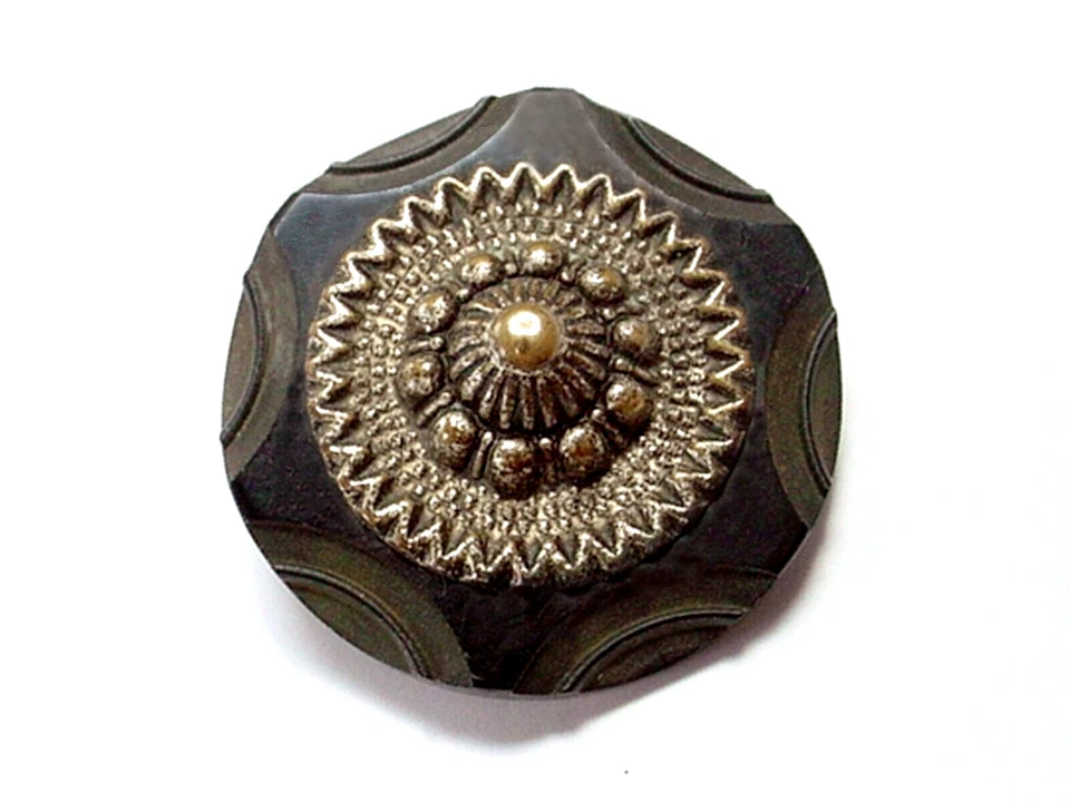 LARGE VINTAGE BAKELITE COAT BUTTON OME BRASS TRIM 1-5/8"  TESTED - Image 1 of 2