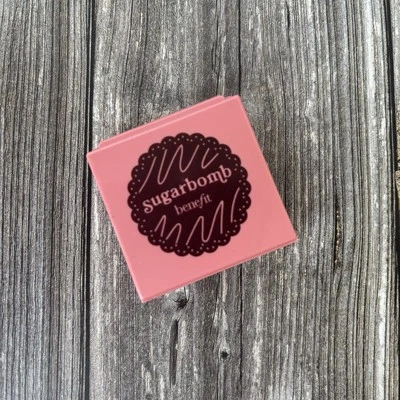 Benefit Sugarbomb Rosy Pink Bronze Mini Blusher Makeup 3.5g - Image 1 of 4
