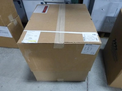 NUEVO Estante con marco de gabinete Middle Atlantic CFR-12-23 12 espacios, 23" de profundidad Foto 1 de 2