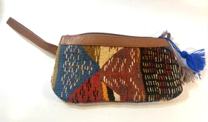 Nena & Co. Handgefertigte marokkanische Kelim Handgelenktasche Clutch - Lederbesatz, geflochten, Boho - Bild 1 von 9