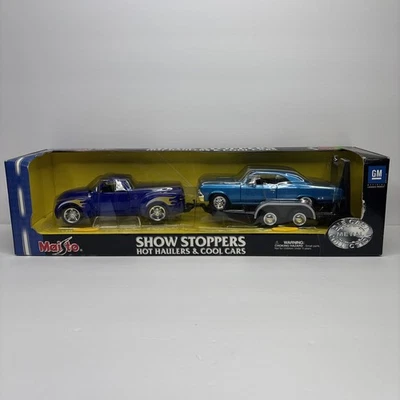 Maisto Show Stoppers 1/24 Hot Haulers & Cool Cars Chevrolet SSR And Chevelle - Image 1 of 4