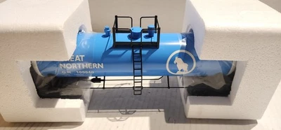 K Line Aluminum O Scale Tank Car Great Northern Extruded #100040 - Image 1 of 4