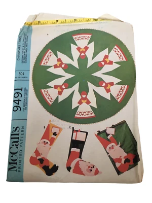 McCalls Sewing Pattern 9491 Christmas Stockings Tablecloth Tree Skirt 1960s Vtg - Image 1 of 4