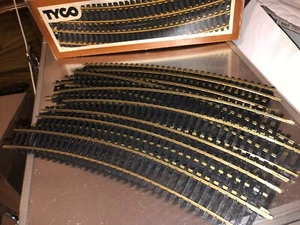Tyco Exclusive Tru-Steel Track 10 Curve Track Neu Originalverpackt - Bild 1 von 3