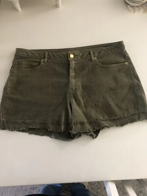 Michael Kors Women’s  Shorts Size 12 Stretch Chino Flat Front - Image 1 of 4