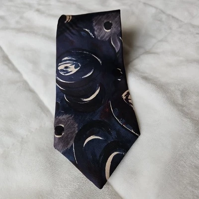J.T. Beckett 100% Silk  Modernistic/Impressionist Blue, Maroon, Grey Necktie - Image 1 of 3