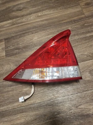 HONDA INSIGHT TAILLIGHT DRIVER LEFT SIDE OEM 2012 2013 2014 - Image 1 of 4