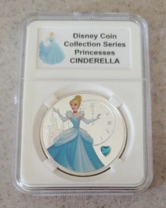 Moneda Medallón Colectivo Disney Princesas Corazón Joyas - Cenicienta LE150 - Imagen 1 de 4