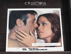 JAMES BOND - ESPÍA QUE ME AMÓ - FOTO/LOBBY 1977 - 007 & ABRAZO AMASOVA 🙂 132 - Imagen 1 de 1