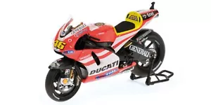Minichamps 122110046 DUCATI DESMOSEDICI VALENTINO ROSSI MOTOGP 2011 Modelo 1:12 - Imagen 1 de 7
