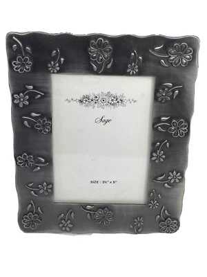 Marco de fotos floral en forma cuadrada de peltre Sage 3 1/2 X5 Foto 1 de 4