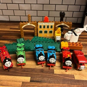 Mega Bloks Thomas & seine Freunde Blöcke Züge Set Sodor Steamworks Harold Teile - Bild 1 von 11
