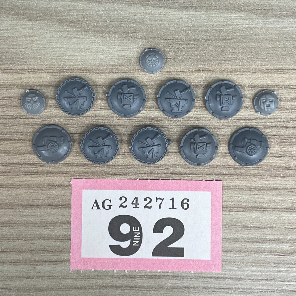 DWARF SHIELDS BUCKLERS WARHAMMER FANTASY BATTLE AGE OF SIGMAR THE OLD WORLD AOS - Image 1 of 1