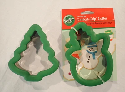 "Lote de 2 cortadores de galletas Wilton agarre cómodo árbol de Navidad 4,25" y muñeco de nieve 4,75""" Foto 1 de 3