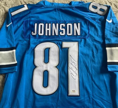 Camiseta deportiva autografiada por Calvin Johnson azul de los Detroit Lions PSA/DNA Foto 1 de 3