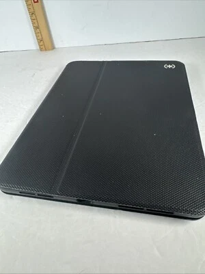Speck iPad Case 9.7” SLNPPF111 - Image 1 of 4