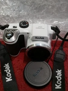 Kodak PIXPRO AZ251 16.0MP 25x Digital Camera - White - Picture 1 of 13