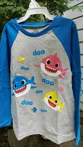 Baby Shark Doo Doo Pinkfong Baby Shark Raglan T-Shirt Blue Gray 4T 5T - Picture 1 of 6