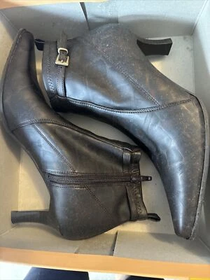 predicciones botas mujer talla 7,5 Foto 1 de 3