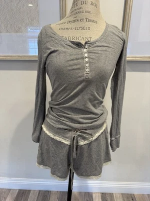 Juego de pijama para mujer Juicy Couture talla S Foto 1 de 4