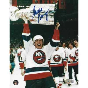 Mike Bossy (deceased) Autographed New York Islanders 8X10 Photo (w/Cup) - Picture 1 of 1