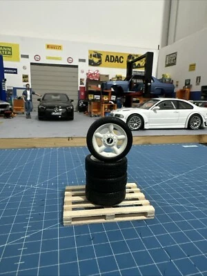 1:18 Cerchi  Mini Cooper Kyosho. - Immagine 1 di 4