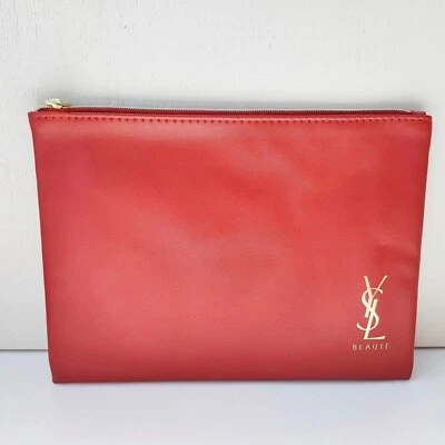 YVES SAINT LAURENT YSL BEAUTY Borsa/borsa per trucco rossa. Nuovo con etichette