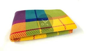 Polar Polar Tartán Amarillo Rosa y Azul - Anti Píldora Súper Suave y Cálido - Imagen 1 de 2