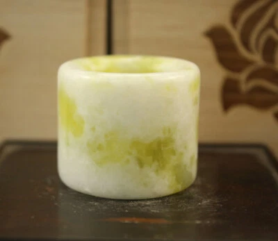 Anillo de jade natural anillo de jade amarillo de 2,3 cm China Liaoning A 48 Foto 1 de 4