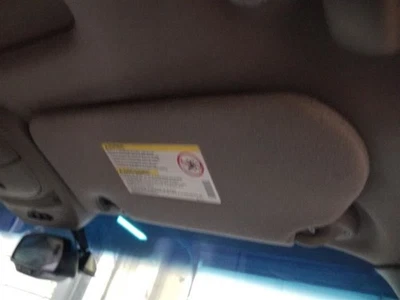 Passenger Right Sun Visor With Illumination Fits 02-04 BRAVADA 552625 - Image 1 of 4