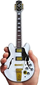 miniature - not playable instruments AXE HEAVEN Alex Lifeson Gibson Guitar - Picture 1 of 2