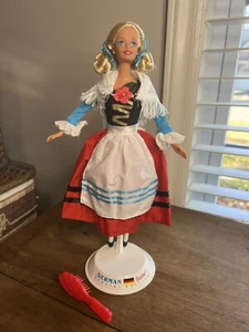Mattel Barbie 1995 Dolls of the World 1995 Germany Barbie Doll - Picture 1 of 6