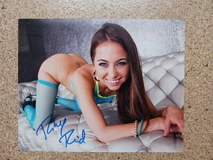Riley Reid Signed 8x10 Photo Sexy AVN Star Model Authentic Autograph  - Picture 1 of 2