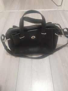 tommy hilfiger medium core satchel - Picture 1 of 10