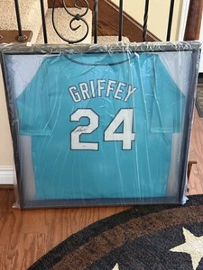 KEN GRIFFEY JR AUTHOGRAPHED FRAMED JERSEY GREEN SEATTLE MARINERS HOF - Picture 1 of 3