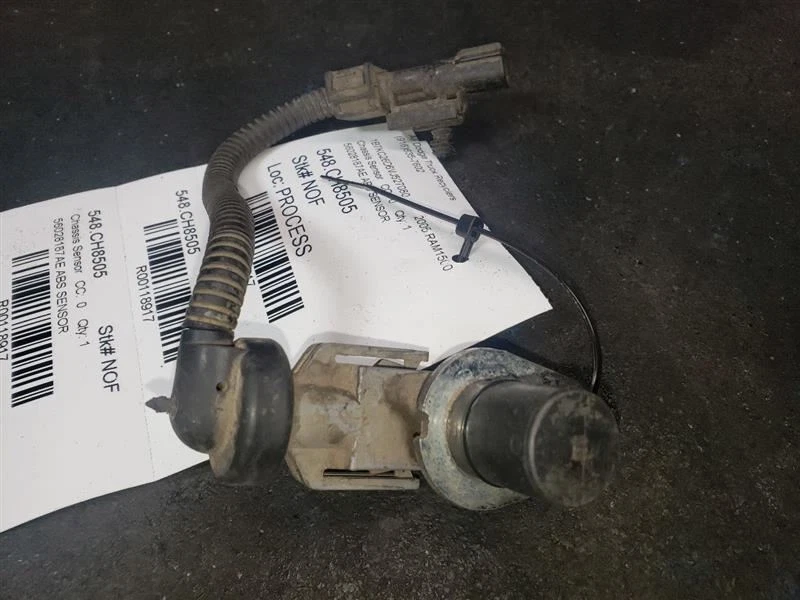 Dodge Ram1500 2005 sensor ABS. NÚMERO DE PIEZA 56028187AE Foto 1 de 3